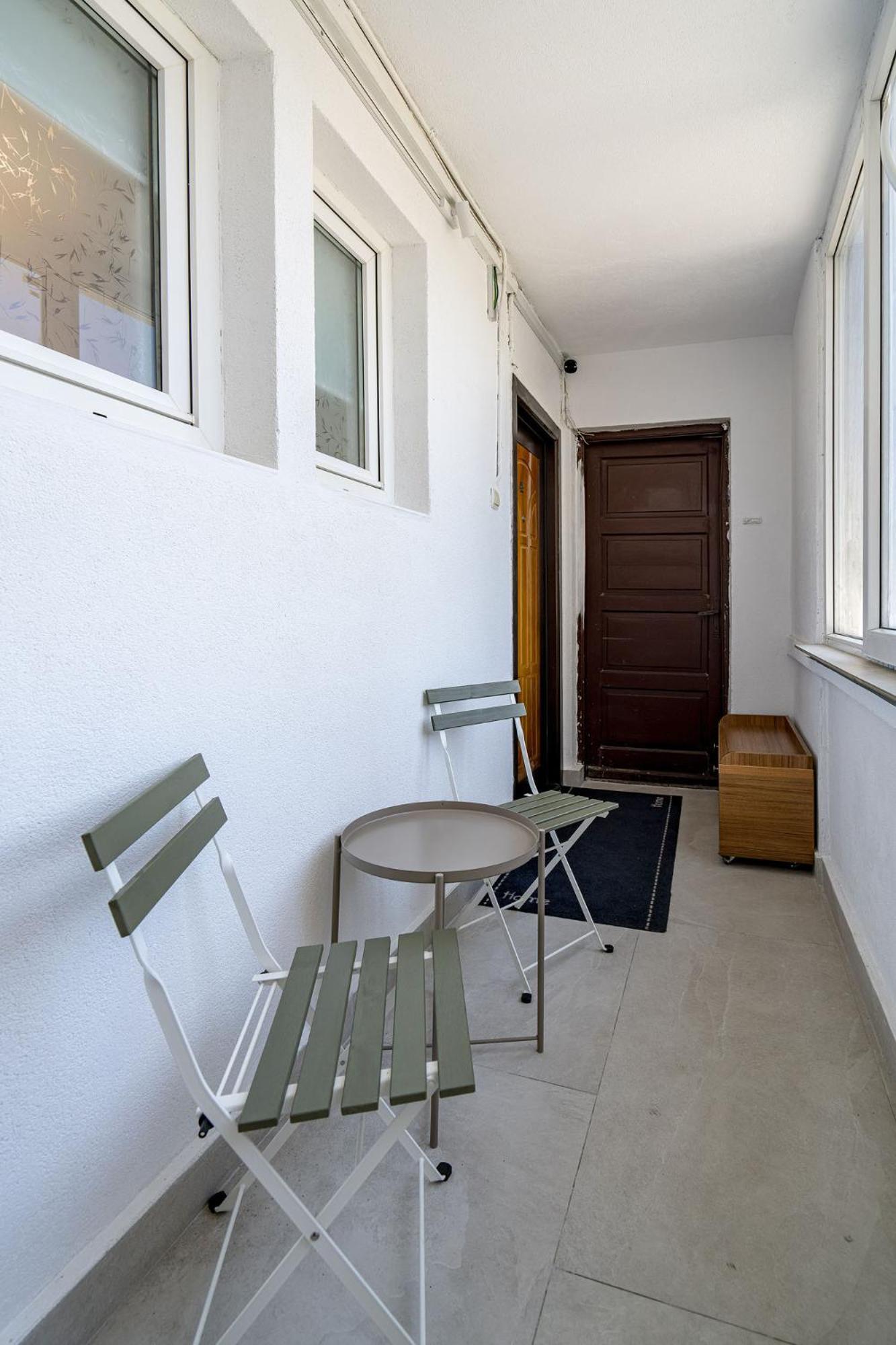 Romana Vibe Elegance In The Heart Of The City Bucharest Luaran gambar