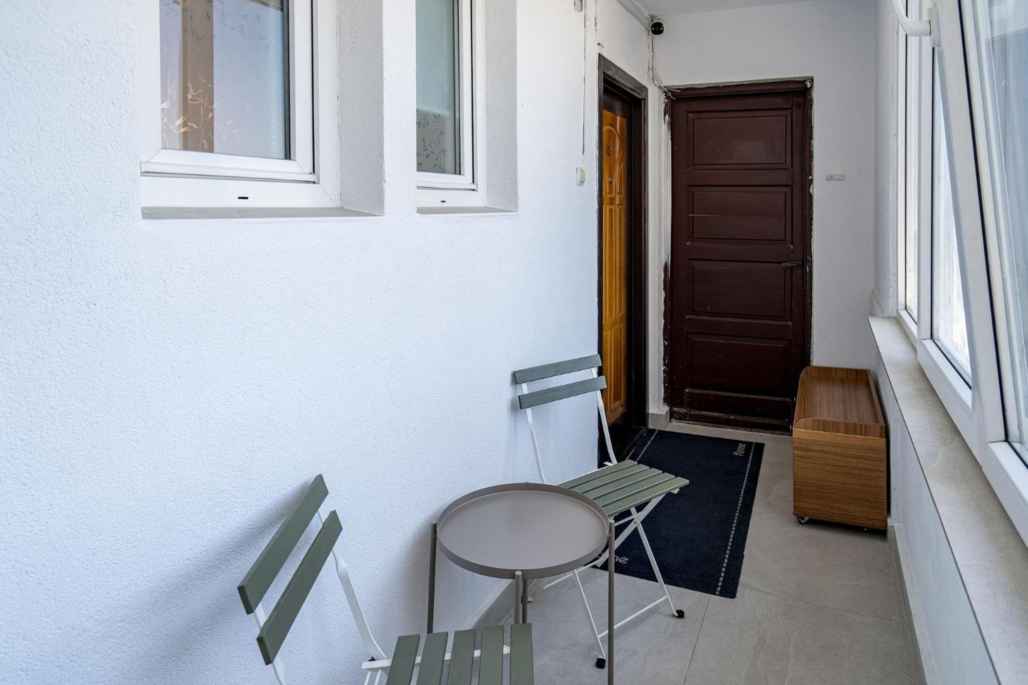 Romana Vibe Elegance In The Heart Of The City Bucharest Luaran gambar