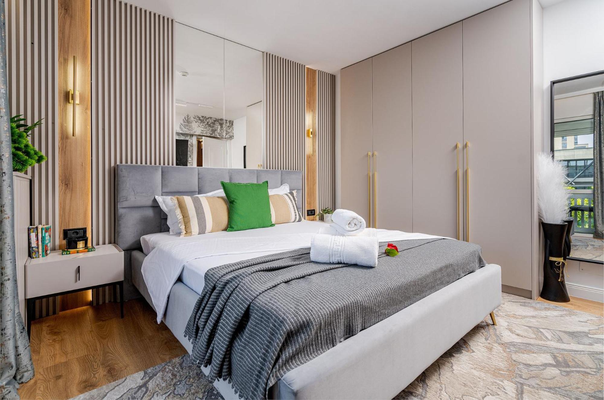 Romana Vibe Elegance In The Heart Of The City Bucharest Luaran gambar