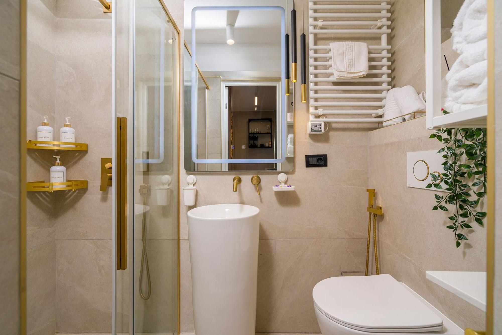 Romana Vibe Elegance In The Heart Of The City Bucharest Luaran gambar